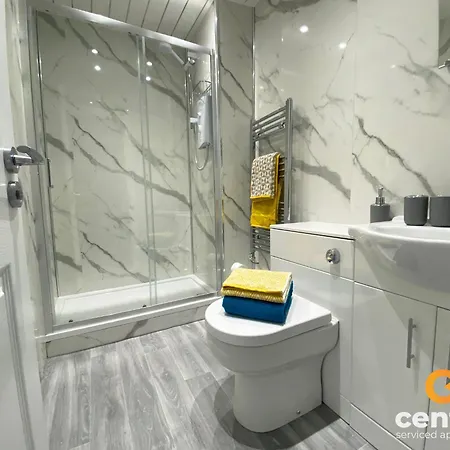 Central Serviced Apartments: Modern, Quiet Stay with Wi-Fi & Extended Options Dundee Exterior photo