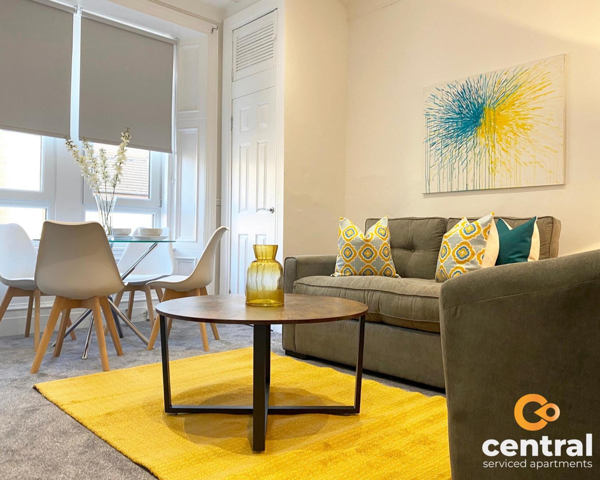Serviced Apartments: Modern, Quiet With Wi-fi & Extended Options *